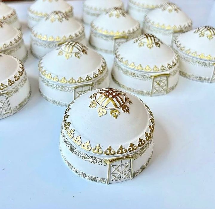 Шкатулка Юрта Тойбастар