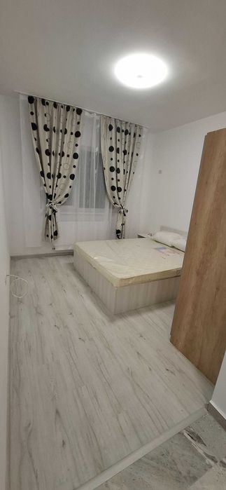 Garsoniera de închiriat