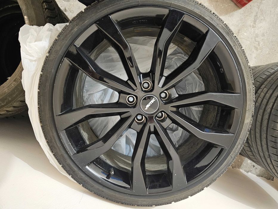 Jante Tesla cu Anvelope Michelin Pilot Alpin 235 35 R20 92W XL