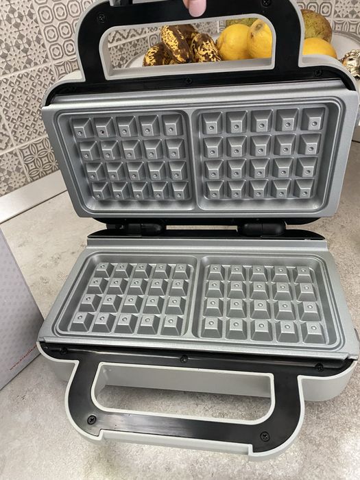 Aparat de facut waffles Breville