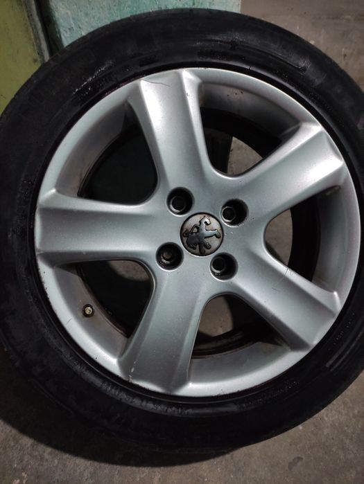 4 Ляти джанти 16' + резервна гума на стоманена джанта от пежо 307