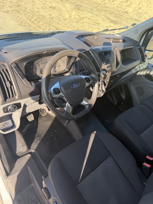 Ford Transit basculanta