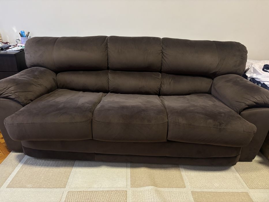 Разтегателен диван