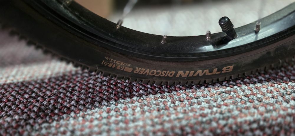 Bicicleta copii Dark Hero 500