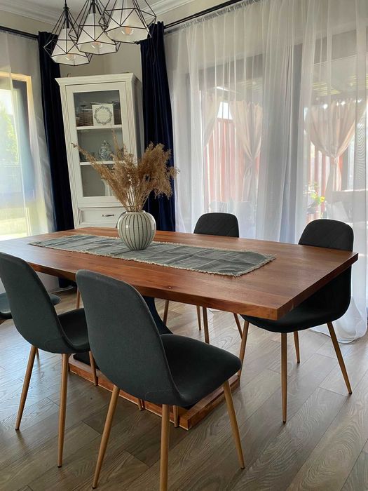 Casa individuala de vanzare 4 camere in Dezmir, plus o parcela aditionala de 440 mp direct langa proprietate