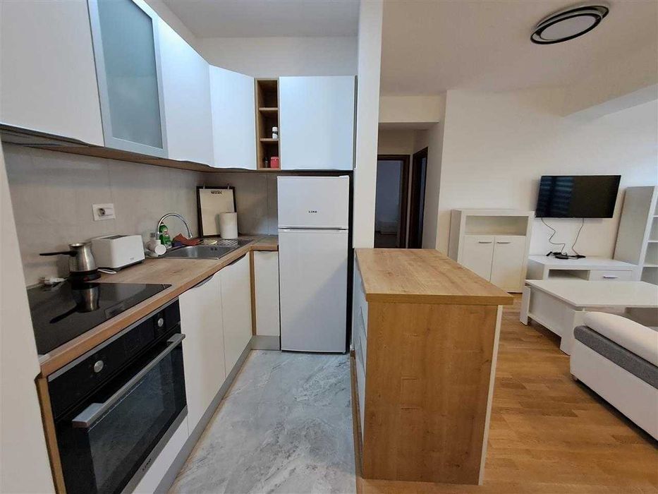 Дава се под наем Тристаен апартамент в Пловдив, Съдийски - 86 кв.м за 387.6 € - Снимка #3