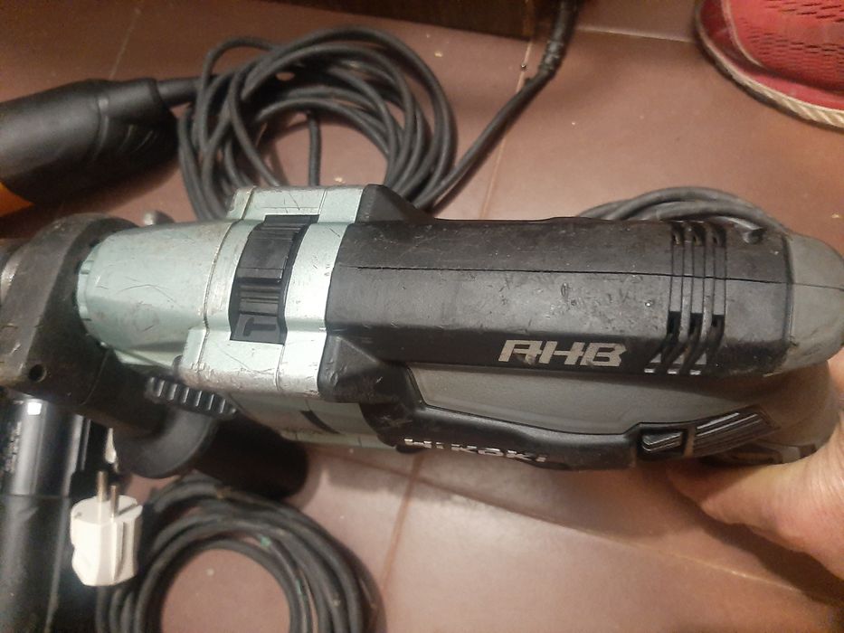 Машини Аег,Хикоки,Хилти