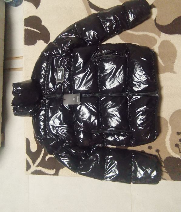 Geaca Dsquared2 lucioasă