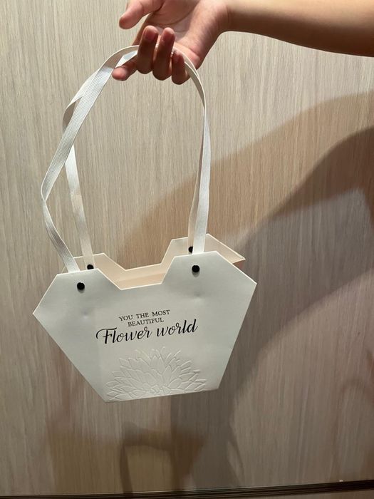 Коробки для цветов