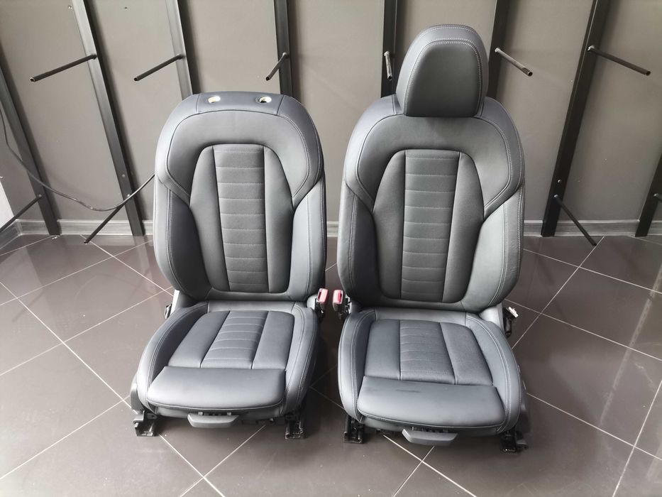 НОВ К-т Sport Салон BMW i4 G26 M50 Черна Кожа Сив Шев Leather Vernasca