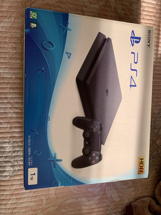Playstation4 slim 1TB 6.72 как новый все есть игр тоже как на фото