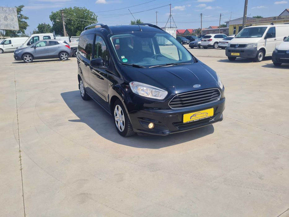 Ford Tourneo Courier 1.0 Ecoboost  100C.P. an2016 cash sau rate fixe