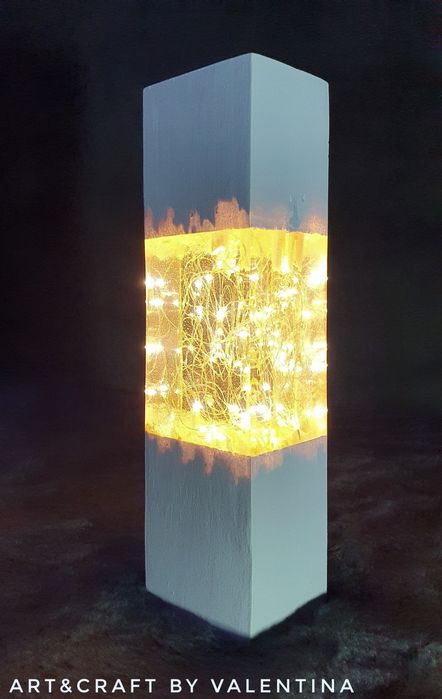 Veioza lemn si rasina epoxidica, iluminare 50 microled-uri pe USB