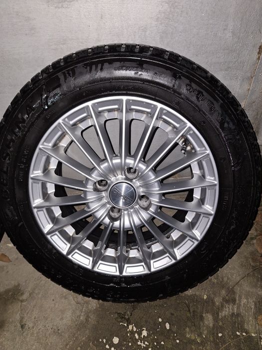 Балоны летние  с дисками резина новая