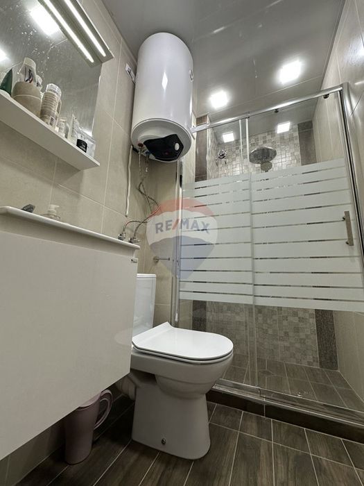 Дава се под наем Двустаен апартамент в Варна, Бриз - 60 кв.м за 459 € - Снимка #7