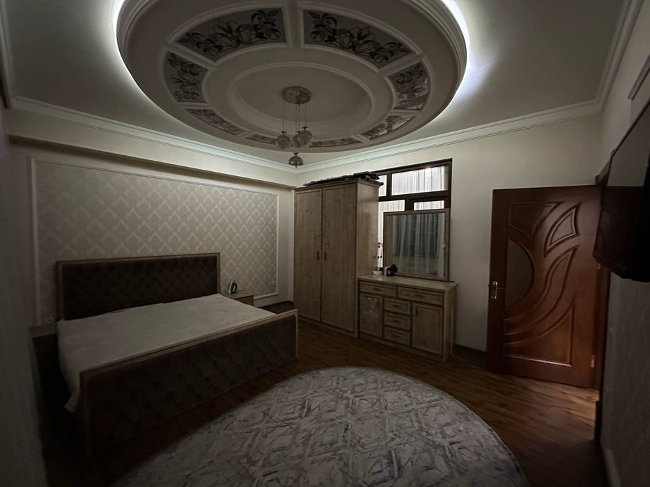 Продаëтся  3-х комнатная квартира, Яккасарай