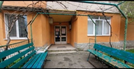 Vânzare - Apartament 4 camere -  Balcon spațios!