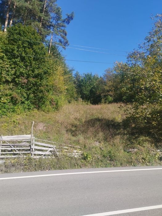 Teren în zona de munte