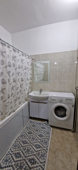 Сдам 2 комнатную квартиру