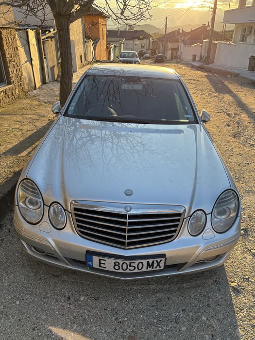 Mercedes E-Class 320 W211