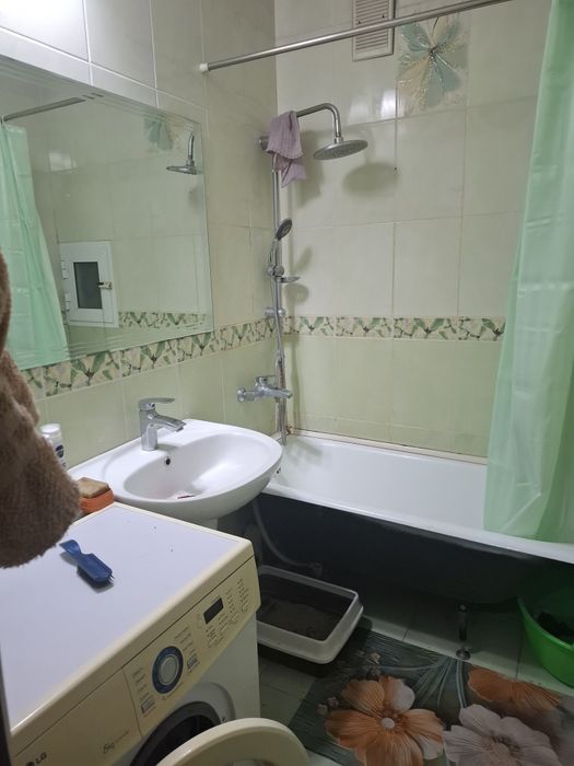 Срочно прод-ся 3к кв 3эт 9эт.дом ор-р Мирабад.ЗАГС фото реальное 72кв.