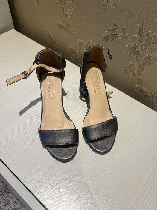 Босоножки 36 размер