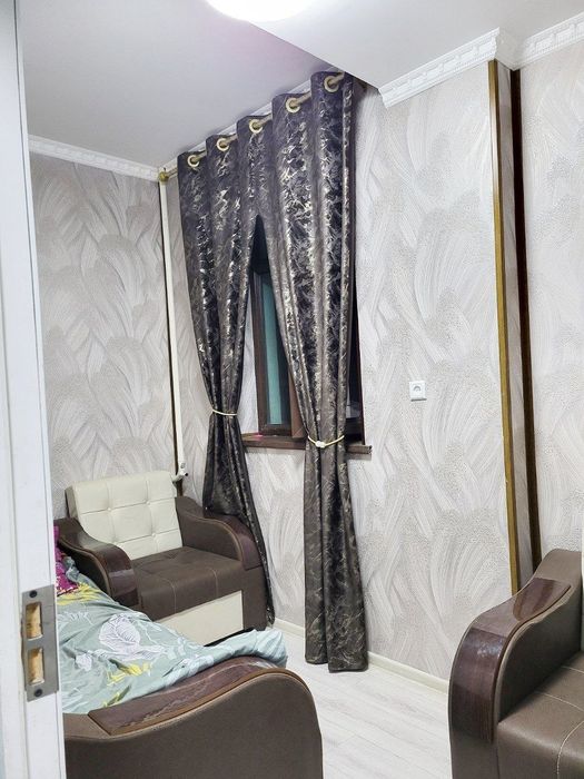 Уй сотилади Нурафшон Ш нурафшон кочаси 1/2уй