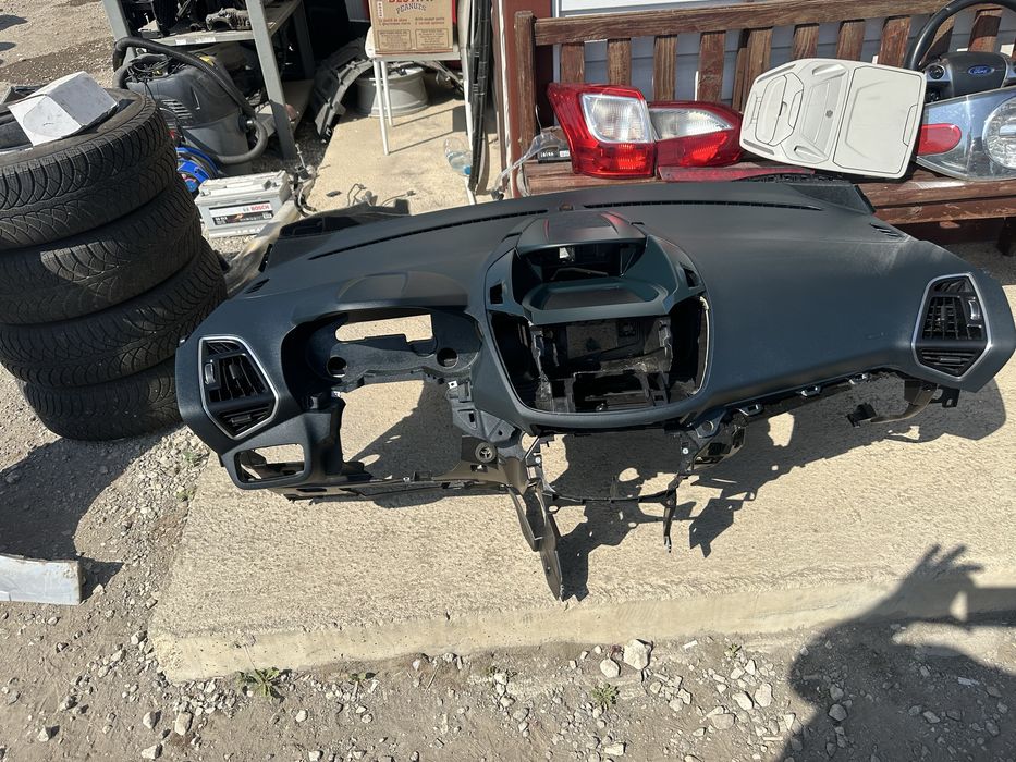 Табло със десен Airbag за Ford C max, Grand C Max от 2010г-