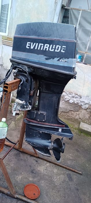 Vând Motor Evinrude 60 hp