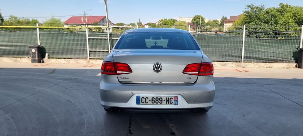 VOLKSWAGEN Passat 2012 — imagine 2