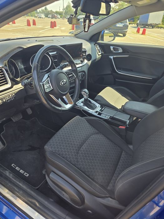 Kia Ceed GT line  plug in hybrid Garantie istoric service înmatriculata, fiscal.