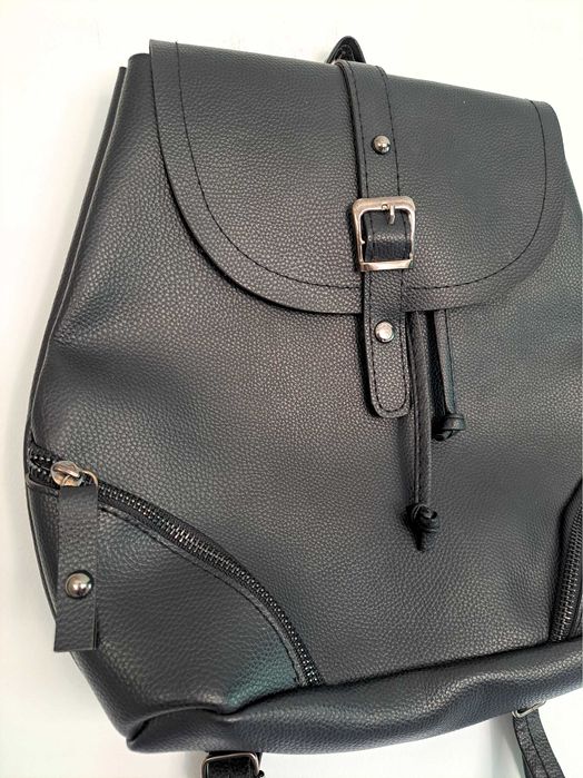 Малка черна раничка