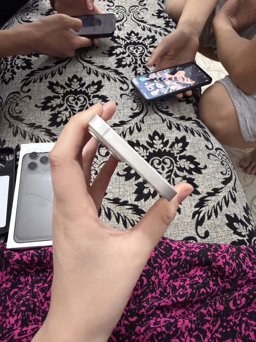 iPhone 14 на продаже