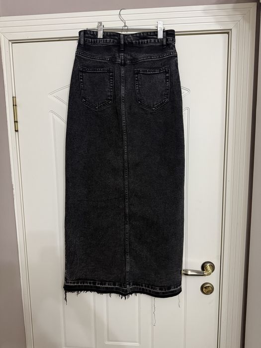 Джинсовая юбка длины макси