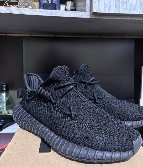 Adidas Yeezy Boost 350 V2 "Onyx"