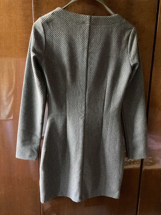 Вталена дамска рокля от еластично трико