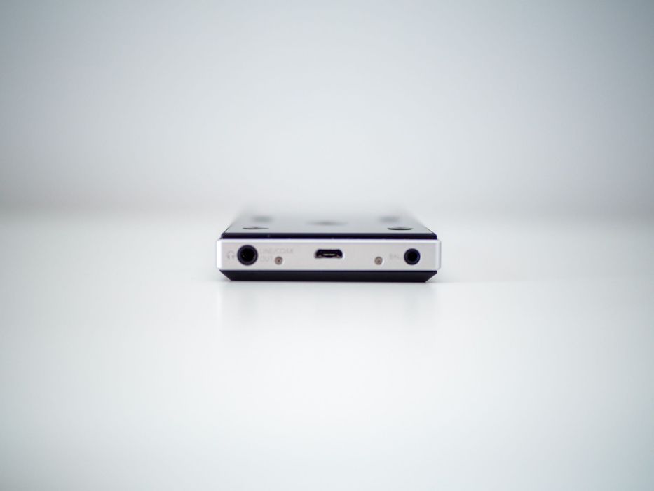 CA NOU - FiiO X3 (3rd Gen), Hi-Res DAP cu Bluetooth / DAC / ieșire echilibrată + card microSD 32 GB inclus