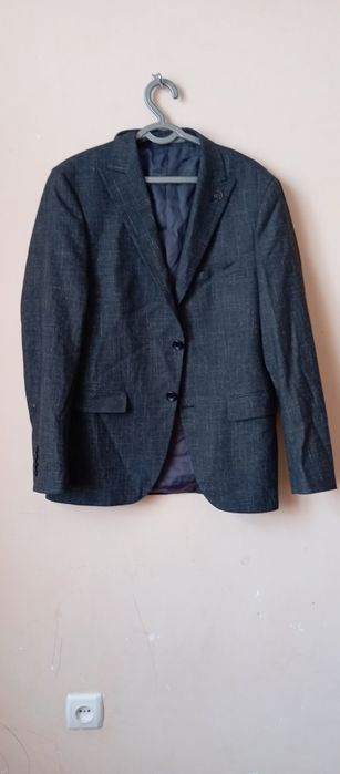 kastum sotiladi jaketi bilan