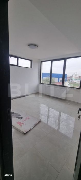 Spatiu comercial, 1000 mp, zona Ludus