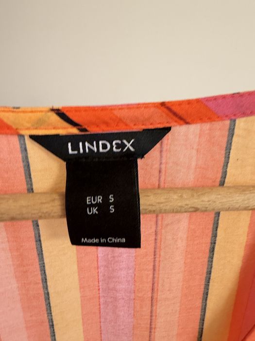 Lindex рокля в свеж принт