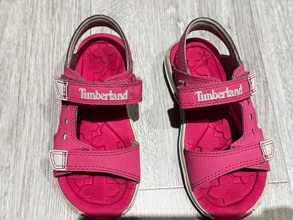 Босоножки в хорошем состоянии на 4 года