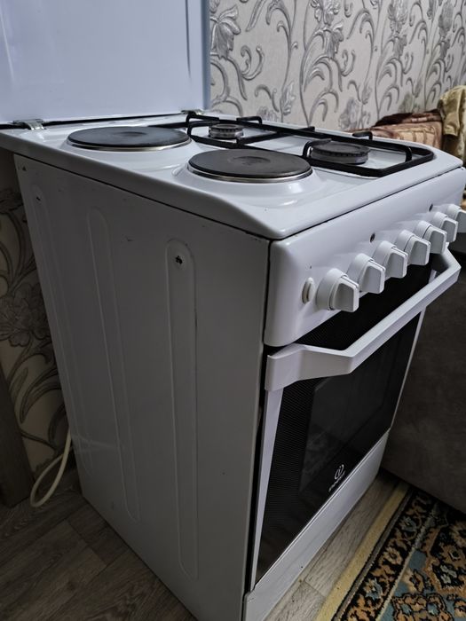 Продам  комбинированную плиту