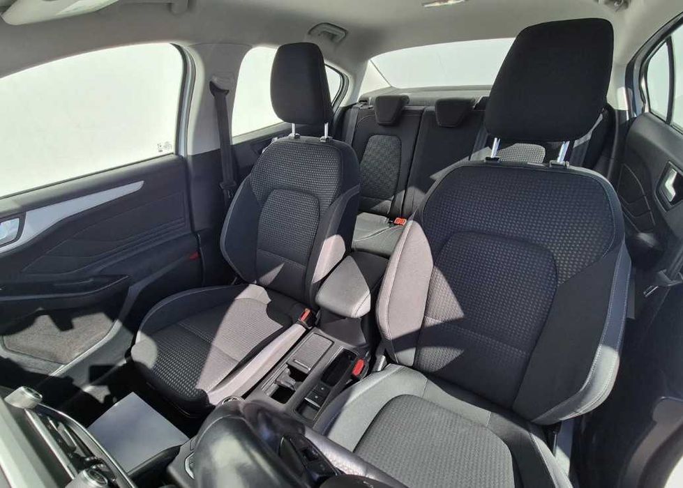 Focus 1.5 ECOBlue 120 cp. Connected la 8750€. Istoric Service. TVA deductibil
