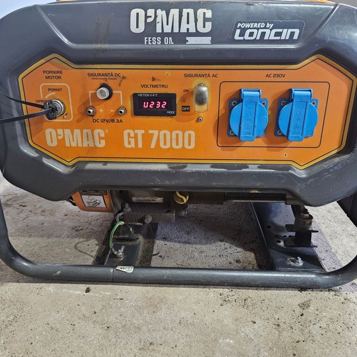 Generator / Power by Loncin Q'mac GT7000