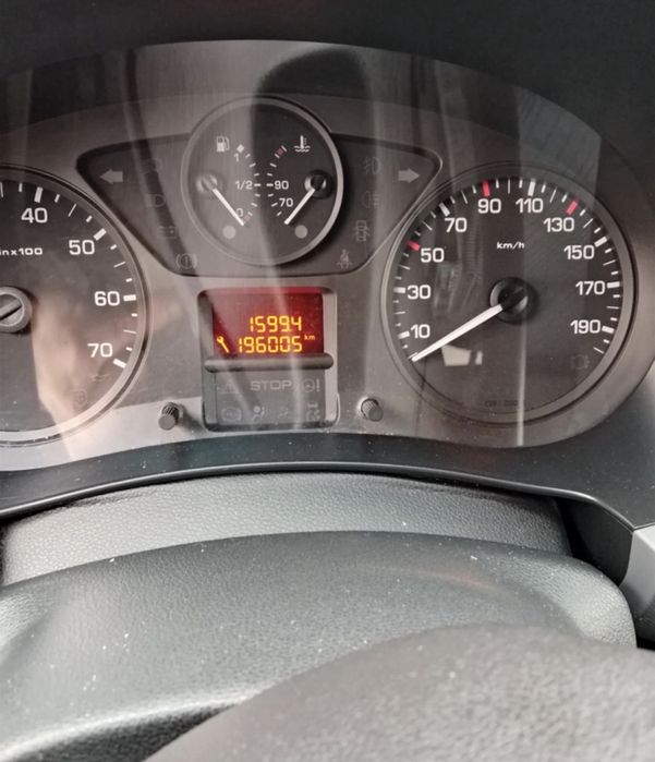 peugeot partner 2011