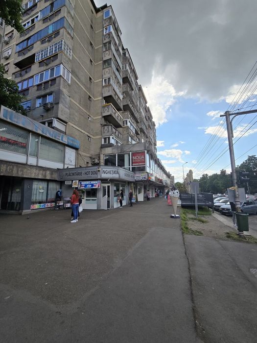 Spațiu comercial de închiriat