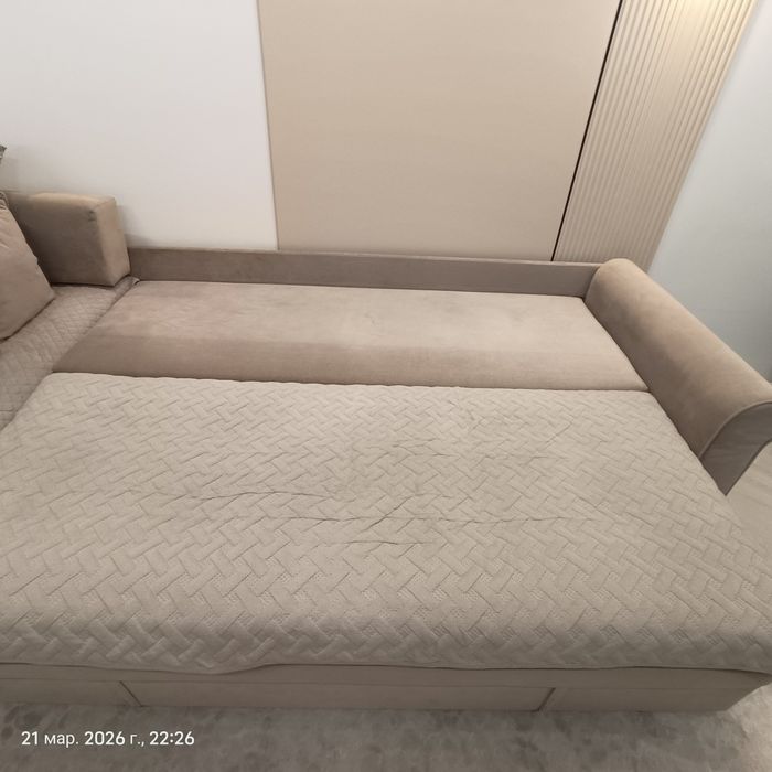 Продам диван угловой