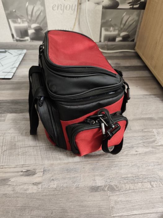 Чанта за риболов FORMAX ATTACK SPINNING 005 с 4 кутии примамки