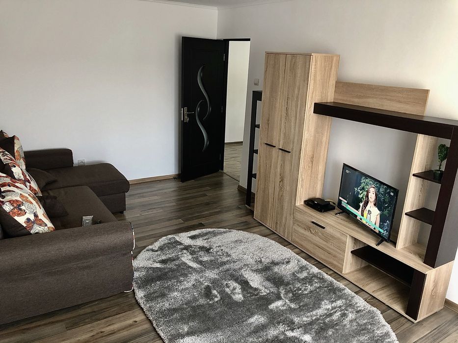 Inchiriez Apartament 2 camere