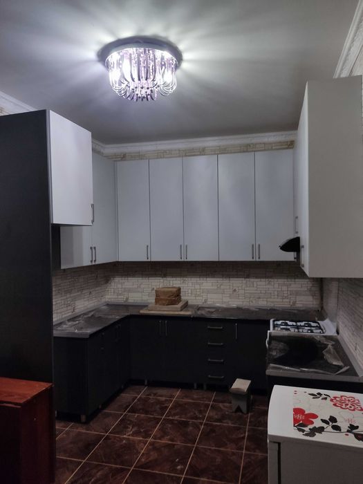 Кухни  на  заказ